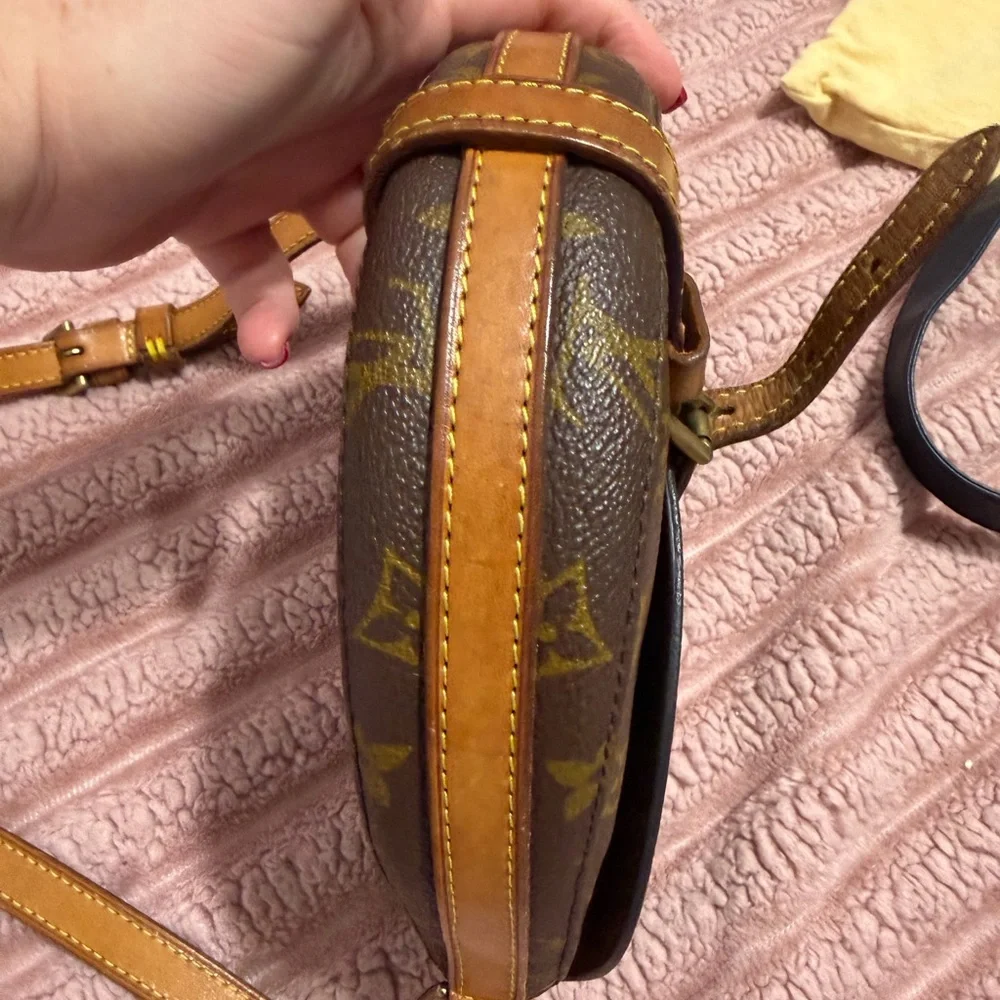 Louis Vuitton Chantilly Monogram PM Crossbody Bag - Picture 7 of 17
